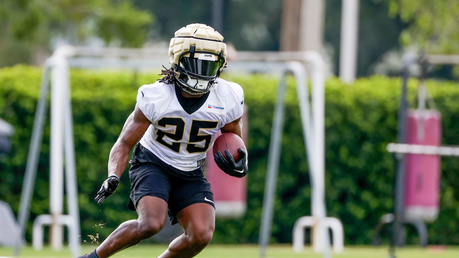 Kendre Miller standing out at training camp