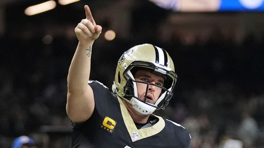 NickCast: Derek Carr retires; Tyler Shough Era begins. Photo by AP Photo/Gerald Herbert, File