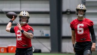 Notes and observations from OTAs: Inside how Spencer Rattler and Tyler Shough fared in the first leg of the QB battle (Analysis). Photo by AP Photo/Matthew Hinton
