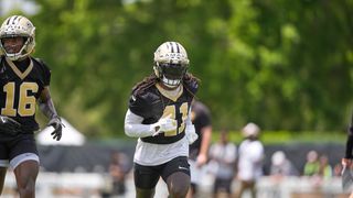What is the ideal role for Alvin Kamara? (Main Show). Photo by (AP Photo/Gerald Herbert)