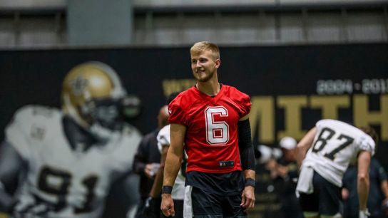 The day started with the end of Derek Carr. It ends with the hope of a new beginning. Photo by Derick E. Hingle/NewOrleans.Football