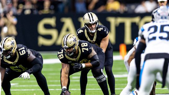 What would a fair Derek Carr contract look like? (Podcasts)